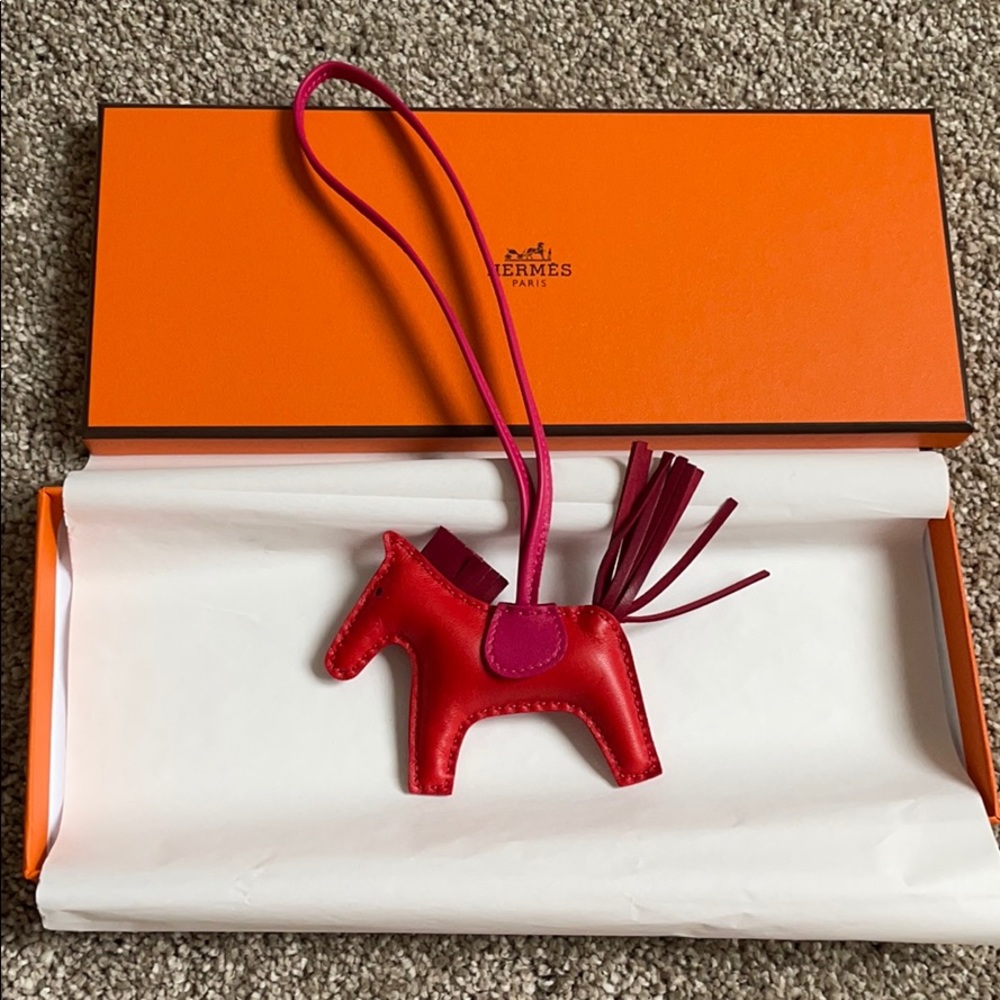 【sold】Hermès rodeo PM, new, authentic. Red/pink - Picture 1 of 7